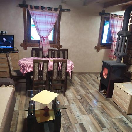 Vila Balerina Mitrovac Εξωτερικό φωτογραφία