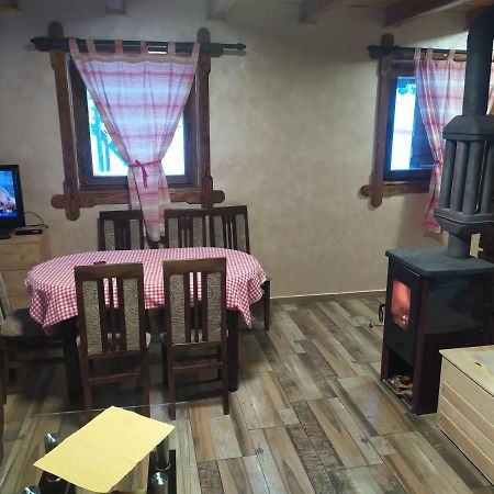 Vila Balerina Mitrovac Εξωτερικό φωτογραφία